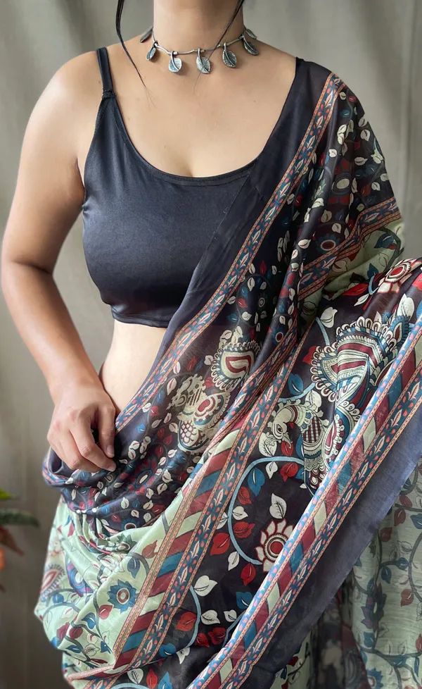 Light_Olive_Green_Soft_Cotton_Kalamkari_Print_Saree_With_Blouse_Piece_Attached